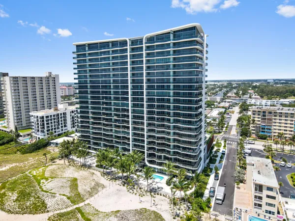 $2,999,999 | 900 North Ocean Boulevard, Unit 406, Pompano Beach, FL 33062