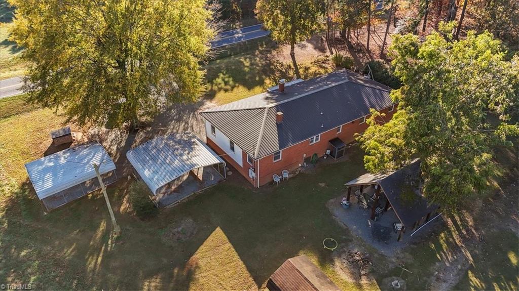 612 Reeder Road Seagrove, NC 27341 - Photo 32 of 41 Gallery Image 32