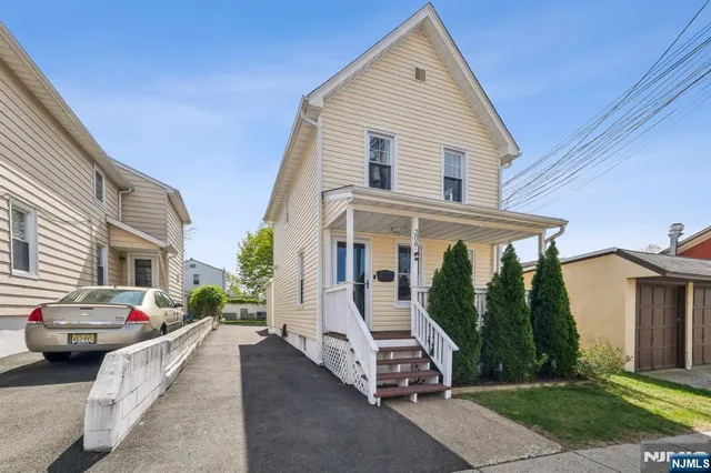 $599,000 | 208 Jefferson Avenue, Hasbrouck Heights, NJ 07604