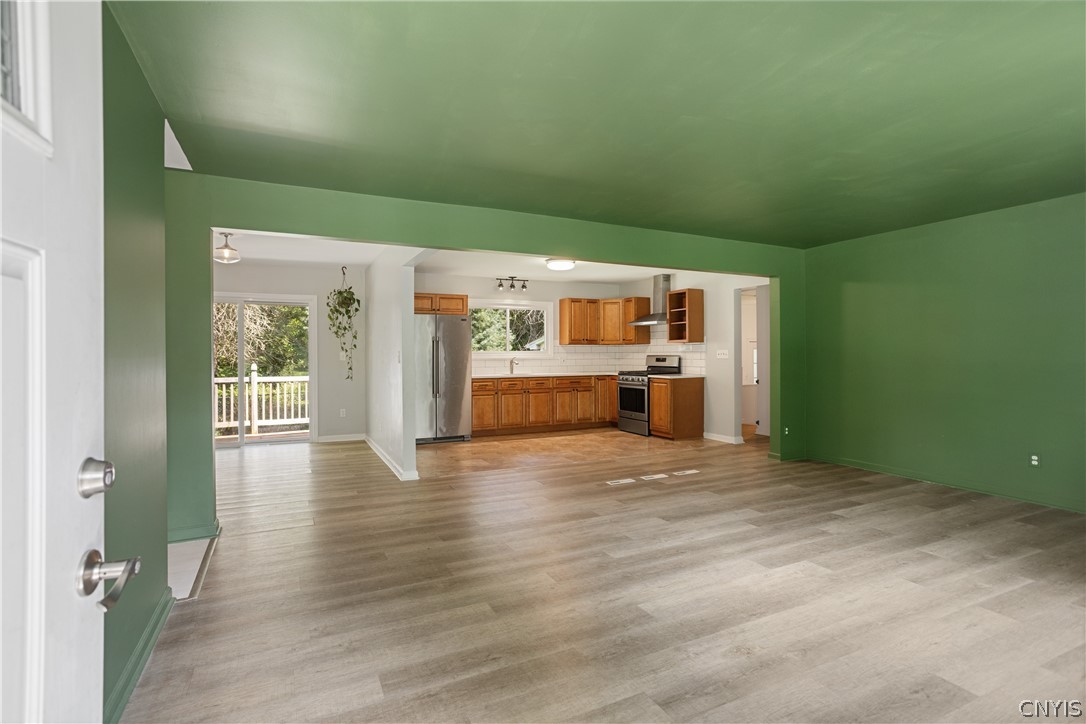 8583 Green Lakes Road Chittenango, NY 13037 - Photo 5 of 30