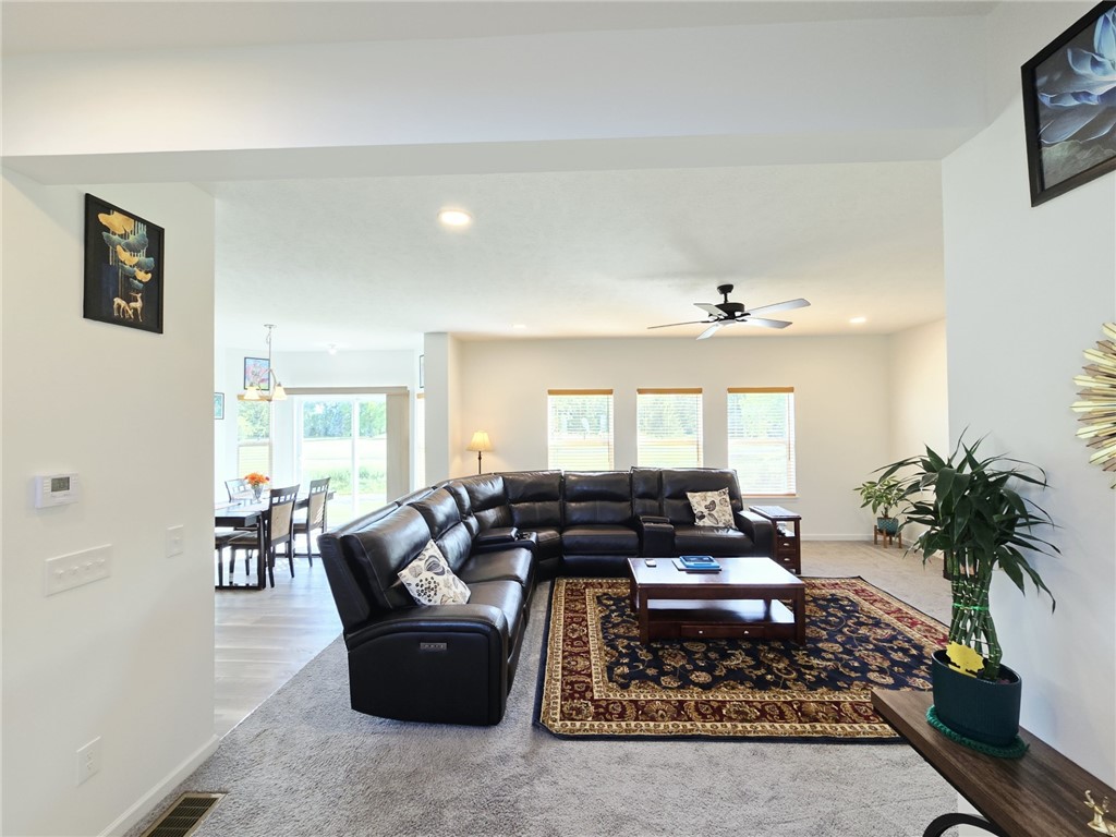 31 Kingsbarn Road Henrietta, NY 14586 - Photo 11 of 49