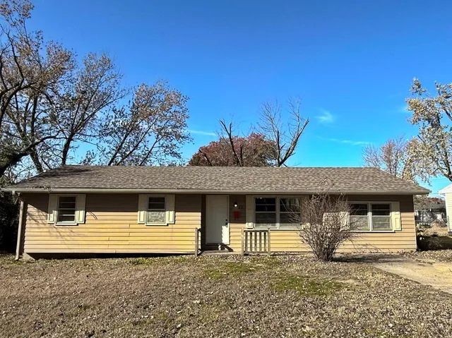 $132,500 | 1013 North West Street, Nevada, MO 64772