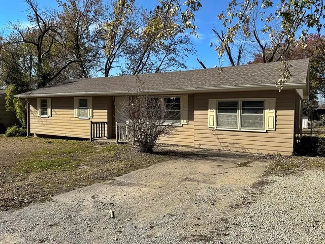 $132,500 | 1013 North West Street, Nevada, MO 64772
