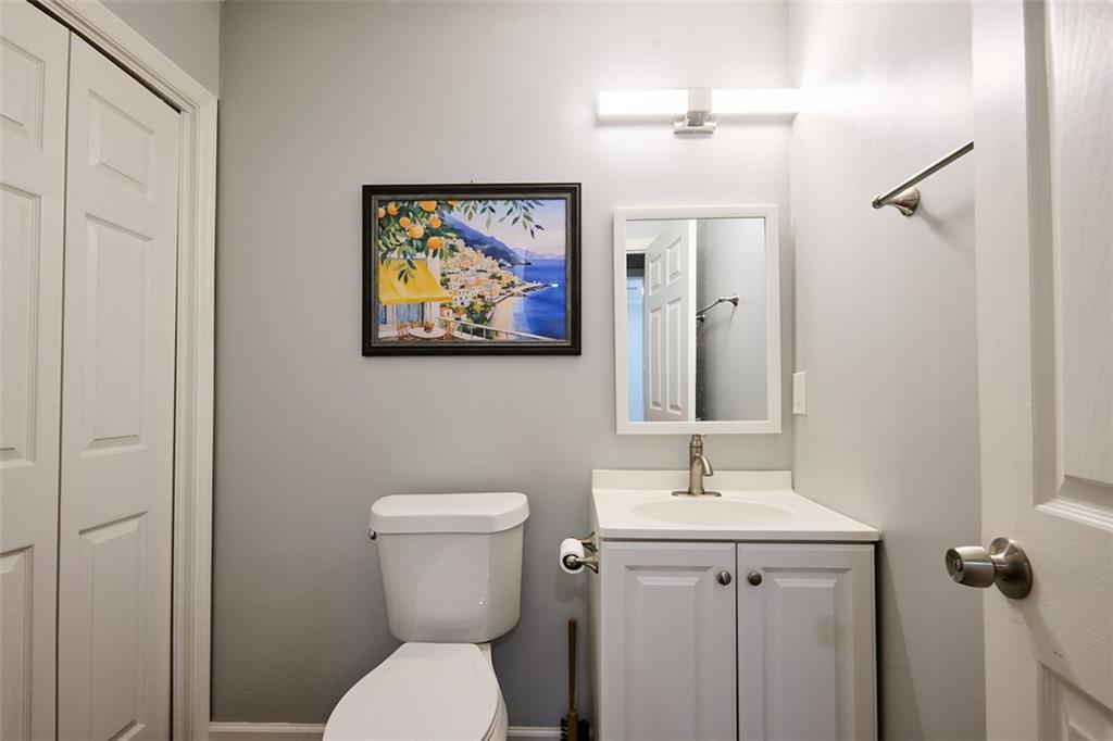 4128 Boxwood Way Duluth, GA 30096 - Photo 5 of 19