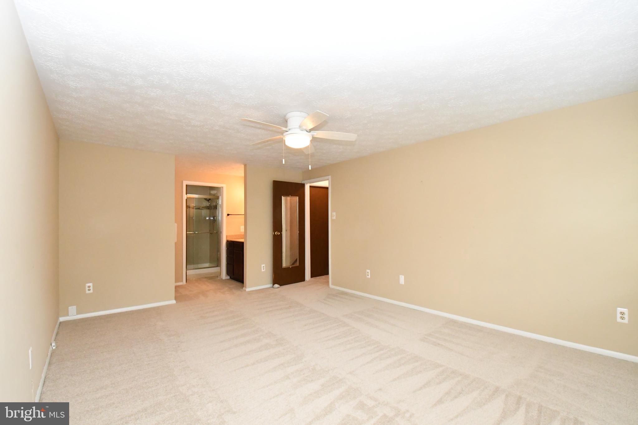 8017 Diving Cliff Lane Springfield, VA 22153 - Photo 15 of 32 Primary Suite