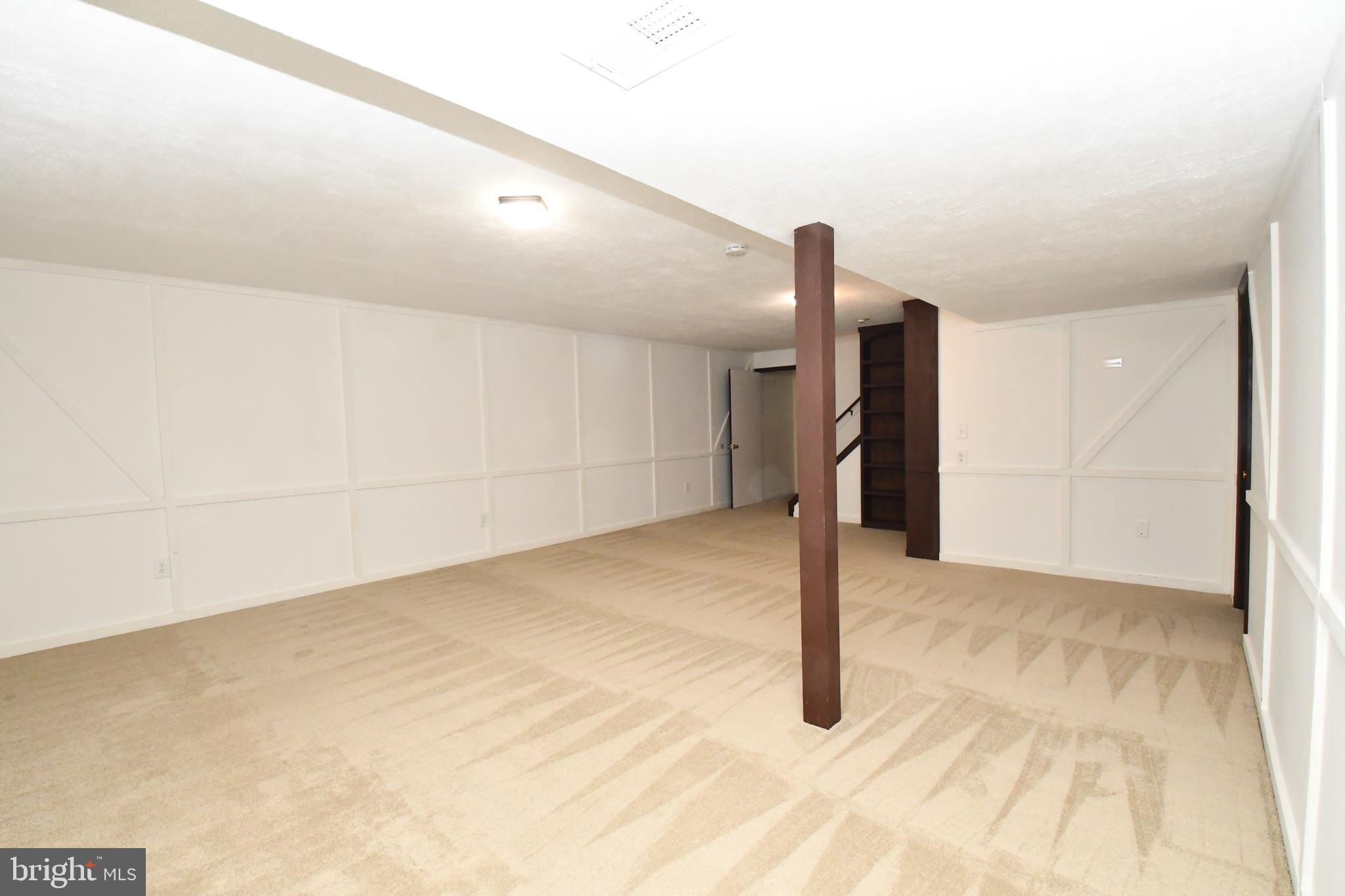 8017 Diving Cliff Lane Springfield, VA 22153 - Photo 28 of 32 Rec Room