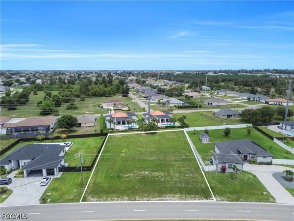 $290,000 | 241 El Dorado Boulevard South, Cape Coral, FL 33991
