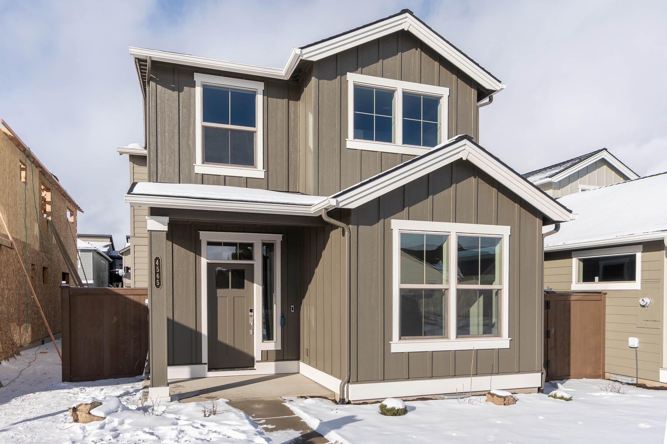 4565 Southwest 36th Street Redmond, OR 97756 - Photo 2 of 33 Subject Property - Exterior on 12/31