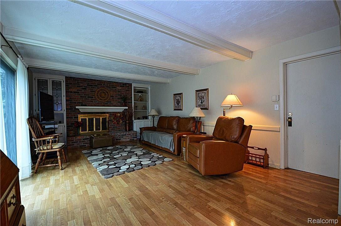 896 Fieldstone Drive Rochester, MI 48309 - Photo 18 of 48 fsi 11.jpg