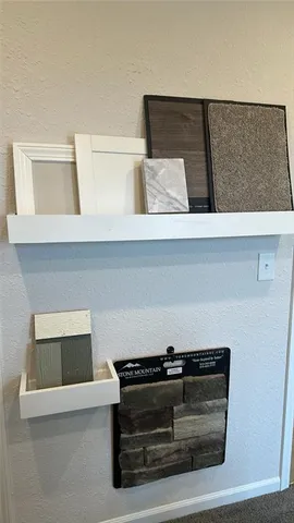 $296,045 | 3503 Valley View Drive, Tonganoxie, KS 66086