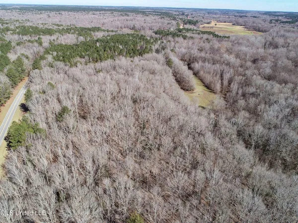 $975,000 | 3114 County Road 212, Water Valley, MS 38965