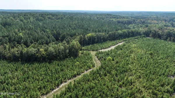$975,000 | 3114 County Road 212, Water Valley, MS 38965