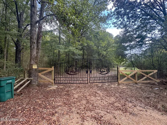$975,000 | 3114 County Road 212, Water Valley, MS 38965