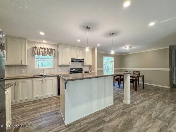 $975,000 | 3114 County Road 212, Water Valley, MS 38965