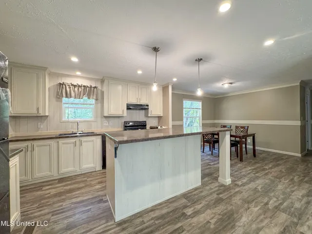 $975,000 | 3114 County Road 212, Water Valley, MS 38965