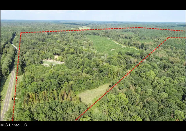 $975,000 | 3114 County Road 212, Water Valley, MS 38965