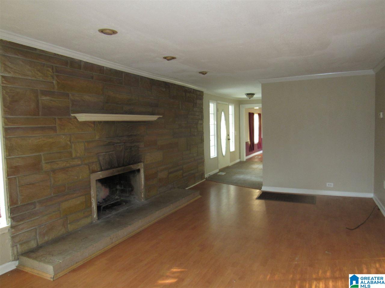 1907 Reed Road Northeast Birmingham, AL 35215 - Photo 4 of 25
