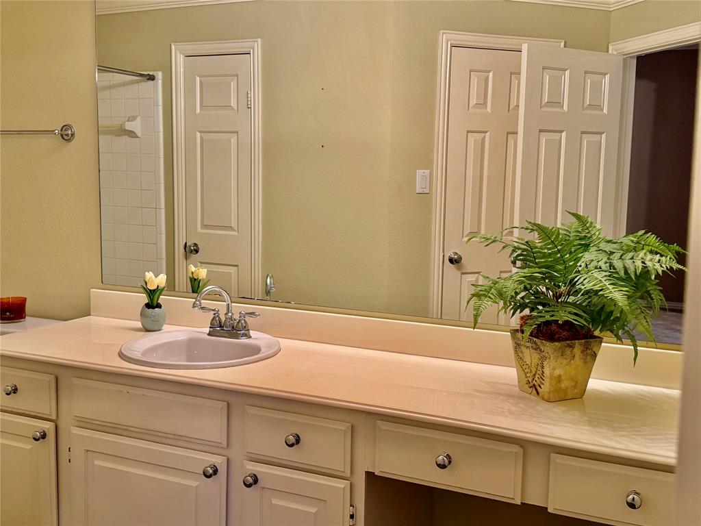 2524 Preston Road, Unit 504 Plano, TX 75093 - Photo 19 of 31