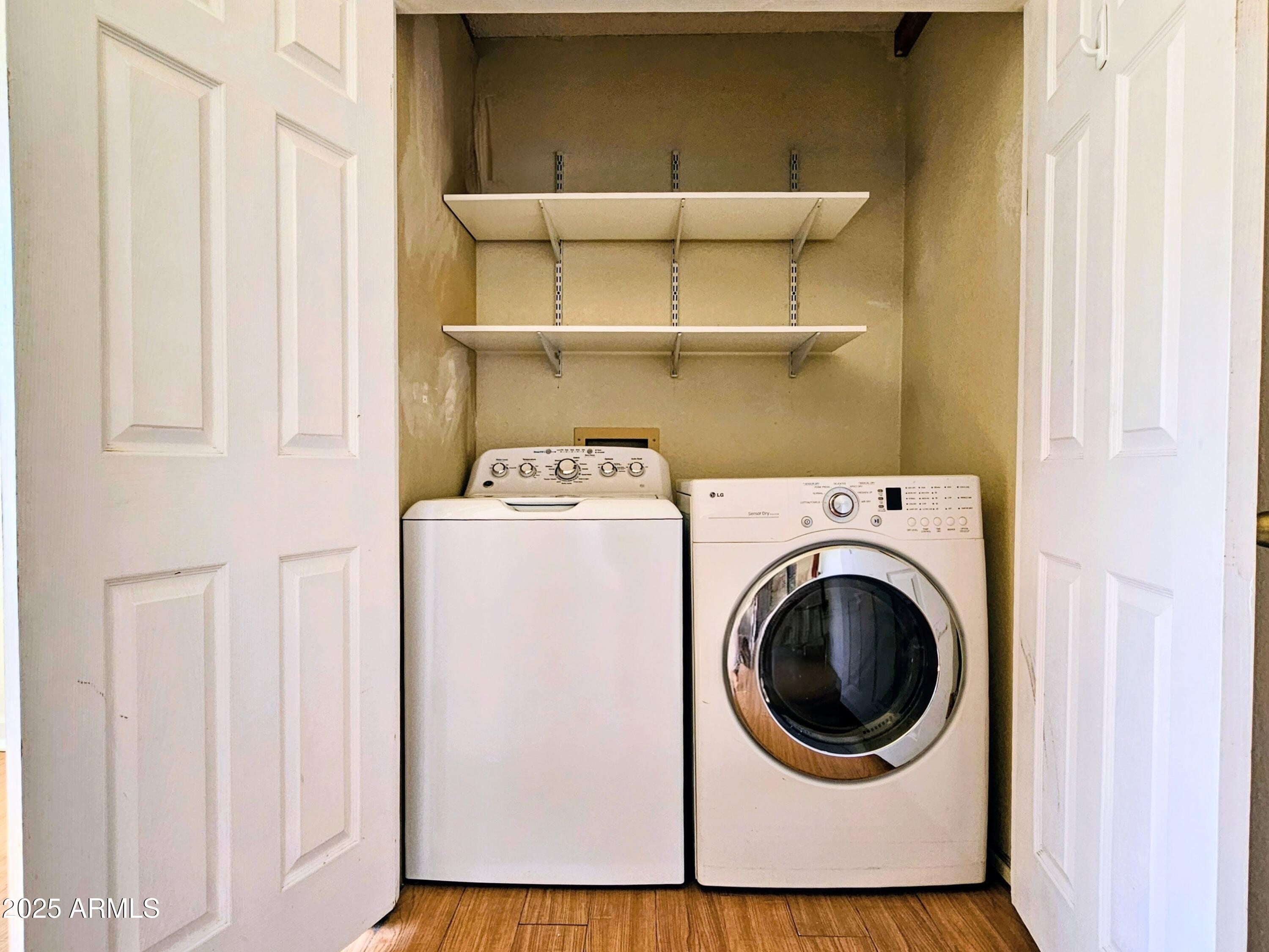 11 Bornite Avenue Bisbee, AZ 85603 - Photo 12 of 28 a room with a washer and dryer
