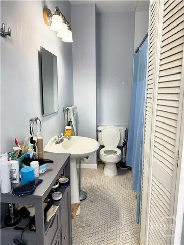 $450,000 | 106 West Gwinnett Street, Savannah, GA 31401