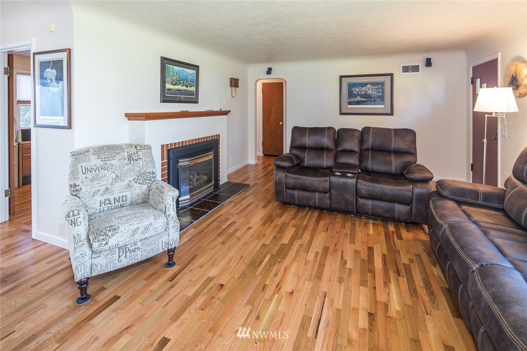 18489 Andis Road Burlington, WA 98233 - Photo 3 of 38 Gallery Image 3