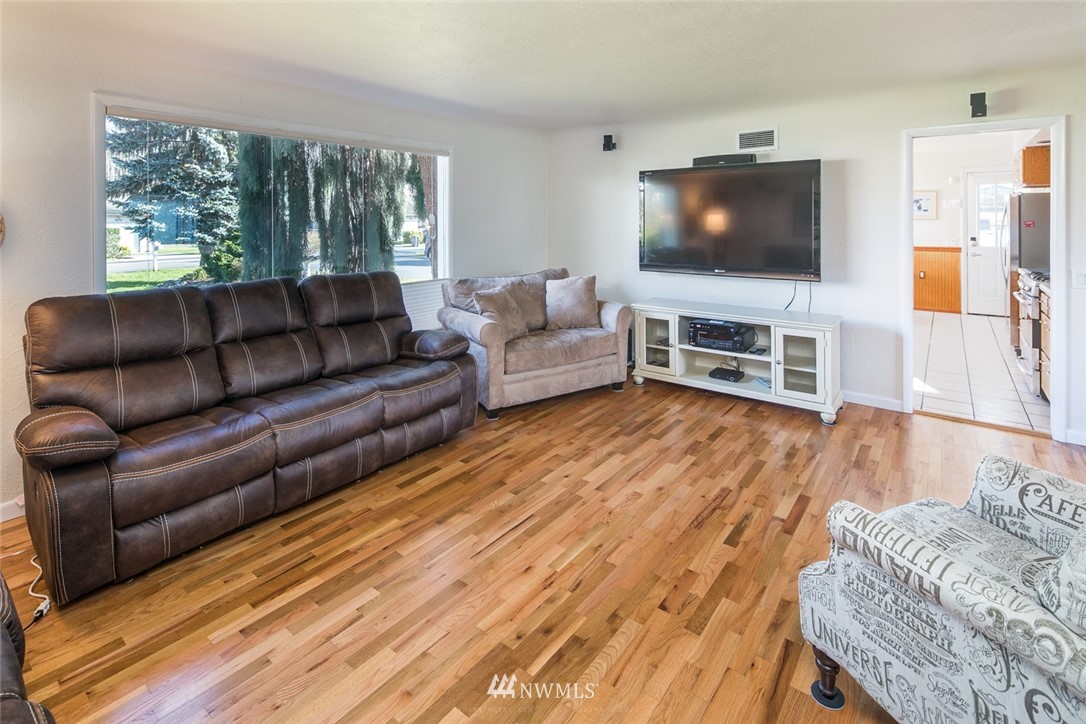18489 Andis Road Burlington, WA 98233 - Photo 5 of 38 Gallery Image 5