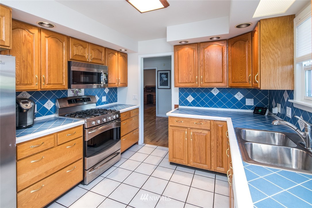 18489 Andis Road Burlington, WA 98233 - Photo 8 of 38 Gallery Image 8