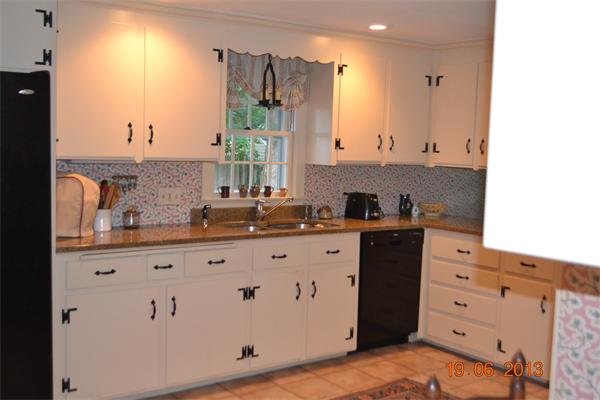 12 Alden Road Andover, MA 01810 - Photo 13 of 24 Gallery Image 13