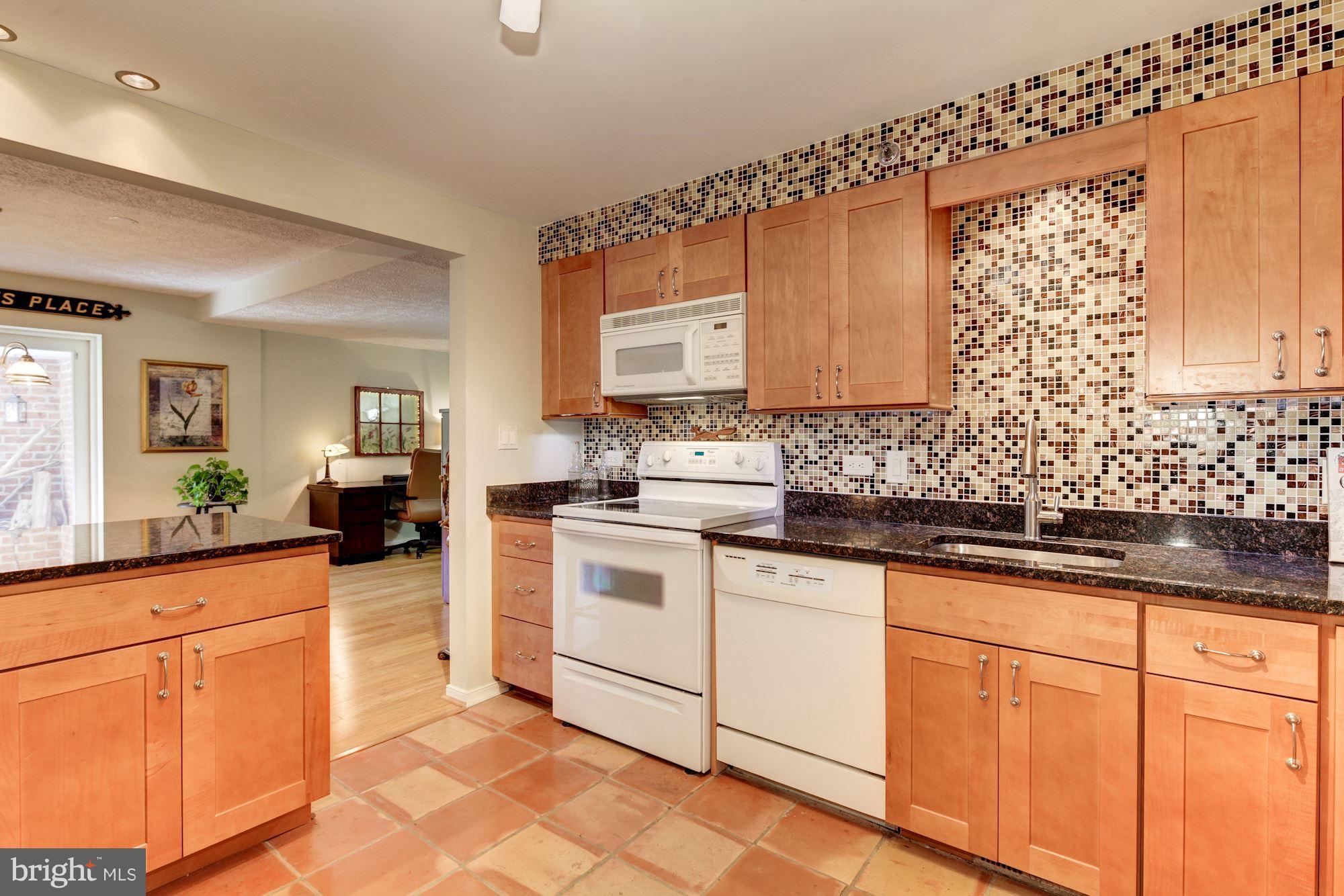 2331 Old Court Road, Unit 200 Baltimore, MD 21208 - Photo 13 of 28 Kitchen w/Ceramic Backsplash/Track LIghting