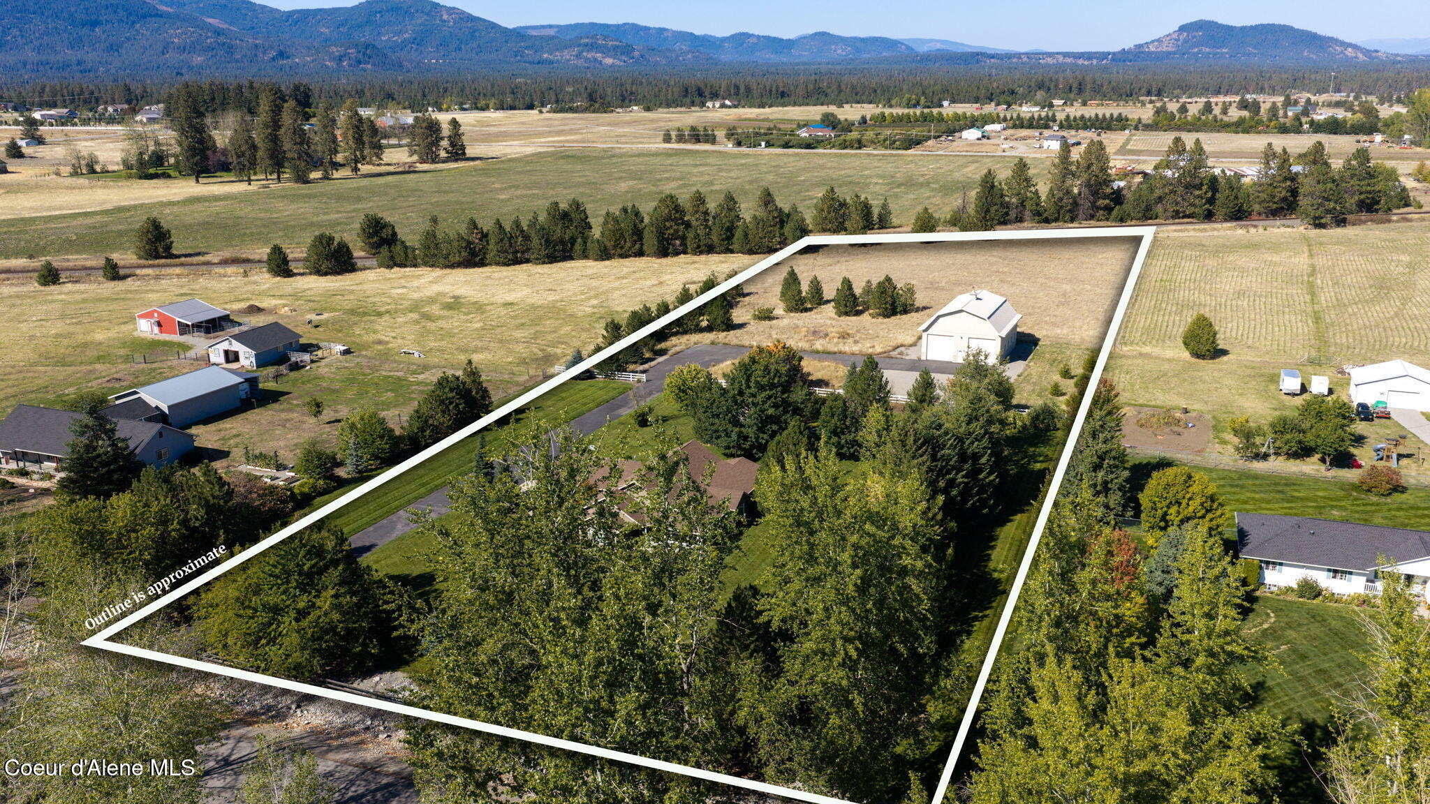 2591 West Diamond Bar Road Rathdrum, ID 83858 - Photo 40 of 41 Aerial Side