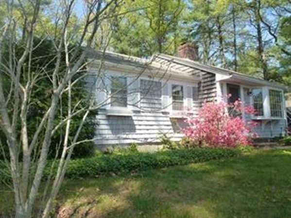 13 Homestead Road Middleboro, MA 02346 - Photo 3 of 18 Gallery Image 3