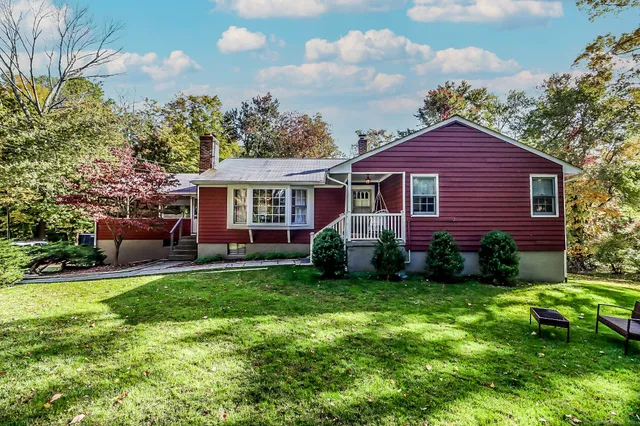 $5,000 | 46 White Birch Road, Ridgefield, CT 06877