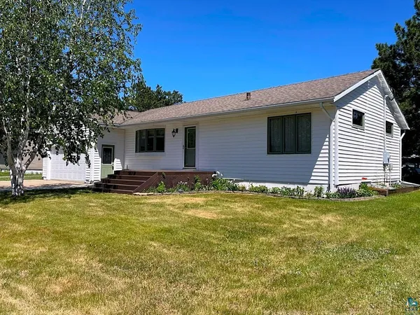 $235,000 | 22 Dogwood Boulevard, Babbitt, MN 55706