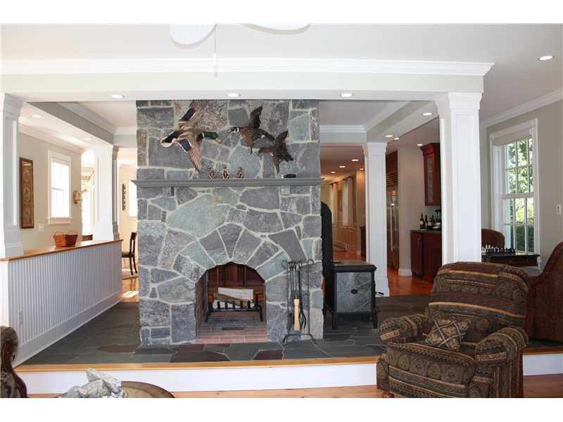 931 Cundy's Harbor Road Harpswell, ME 04079 - Photo 10 of 22 Living Room.