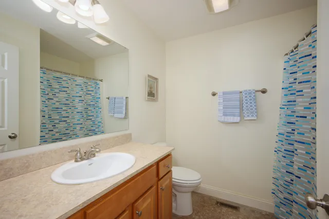 $400,000 | 91-6 Hall Road, Fremont, NH 03044