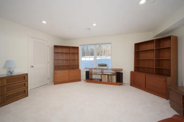 $400,000 | 91-6 Hall Road, Fremont, NH 03044