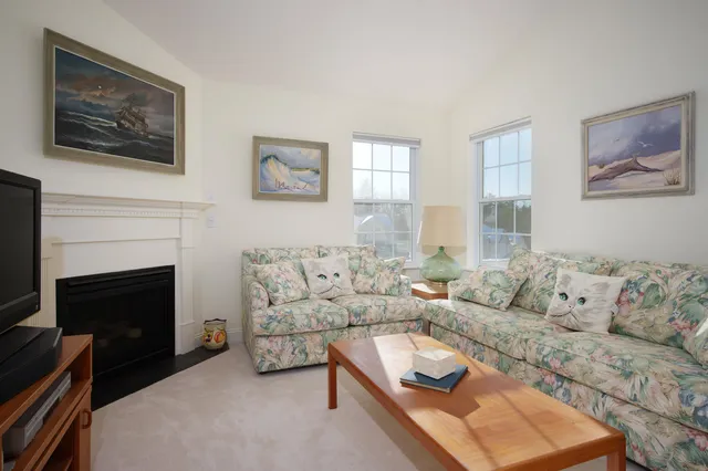 $400,000 | 91-6 Hall Road, Fremont, NH 03044