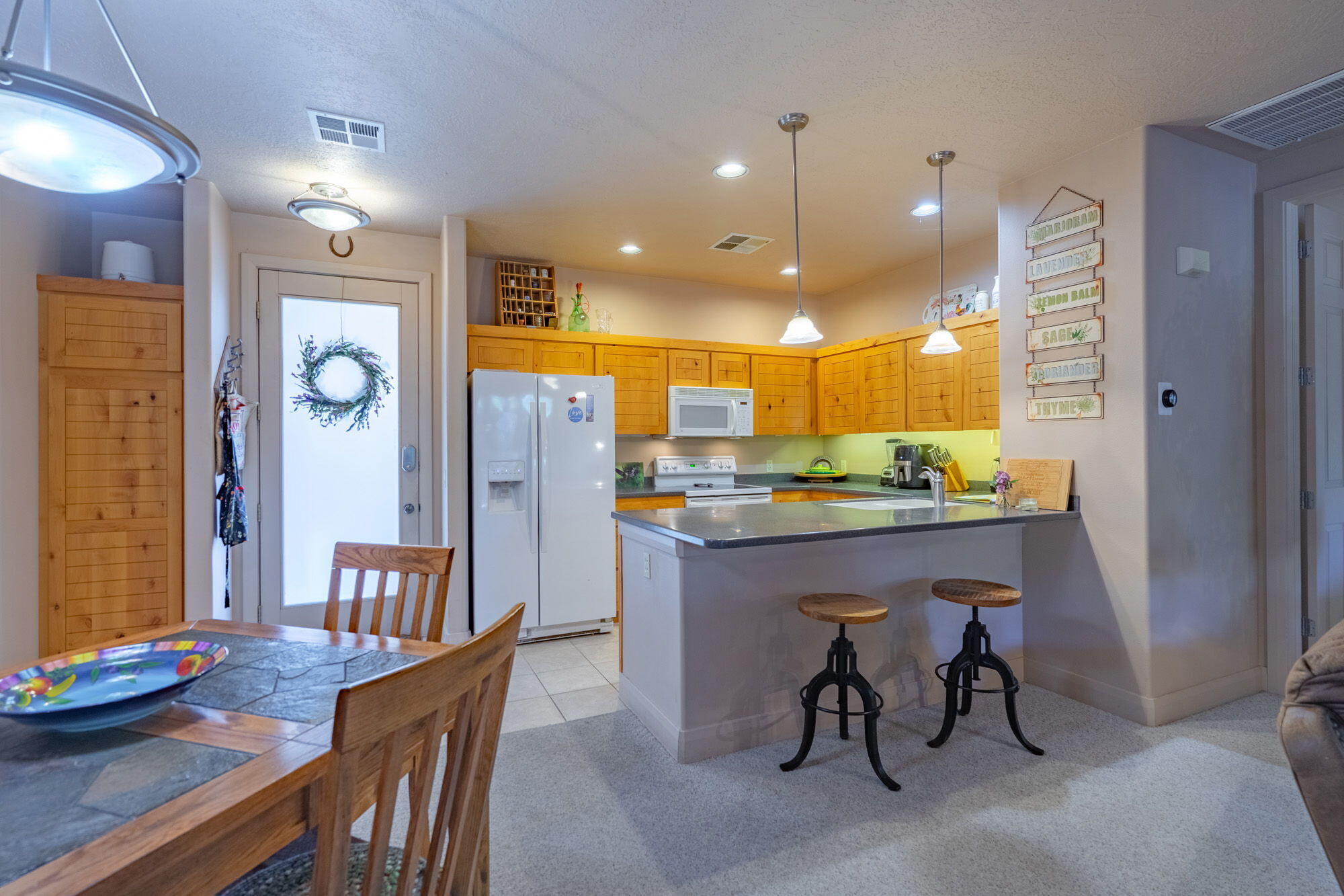 225 North Country Lane, Unit 105 St. George, UT 84770 - Photo 9 of 60 17-web-or-mls-225 N Country Ln, # 105-01