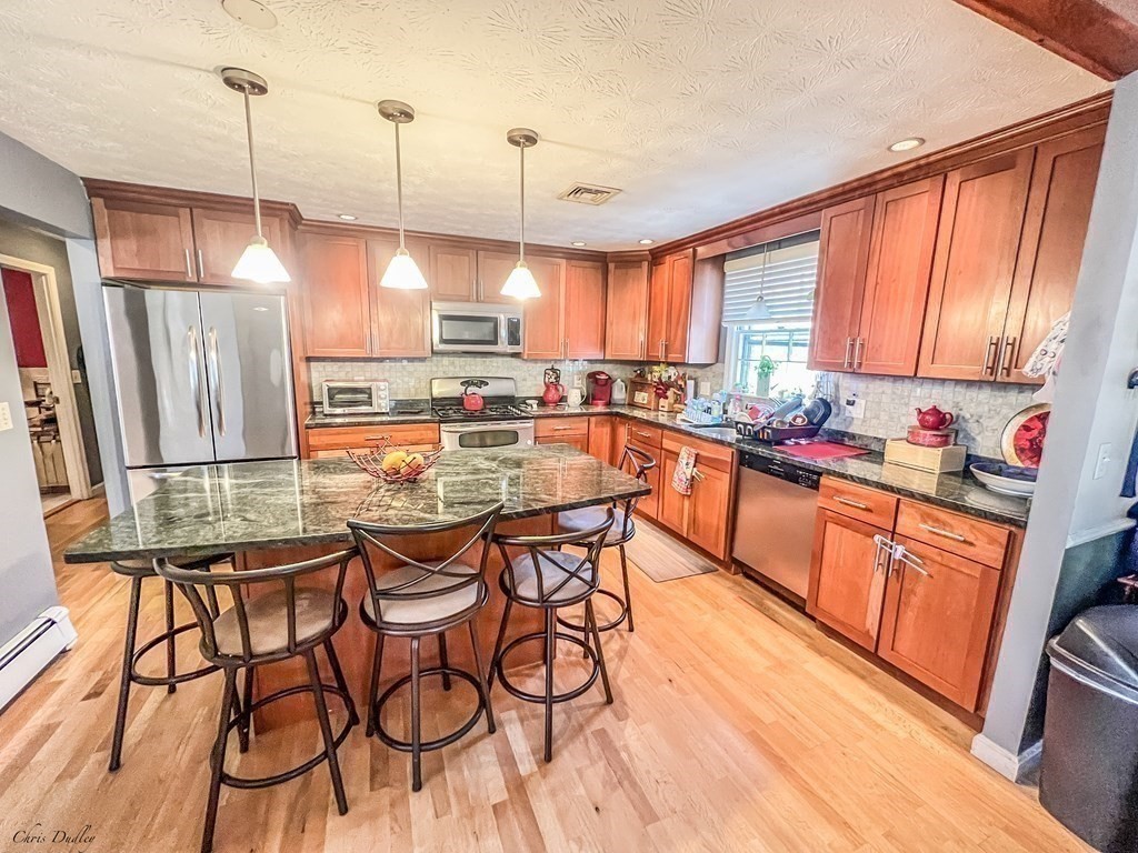 6 Clinton Street Methuen, MA 01844 - Photo 7 of 31