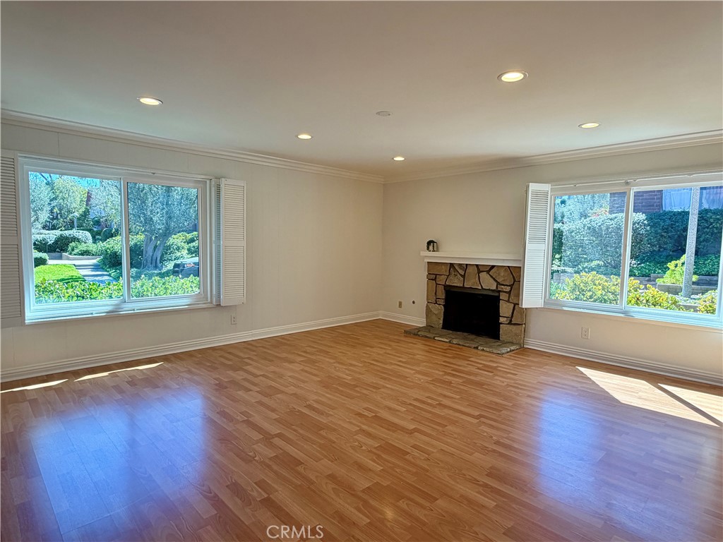 27935 Ridgebluff Court Rancho Palos Verdes, CA 90275 - Photo 6 of 32 Gallery Image 6