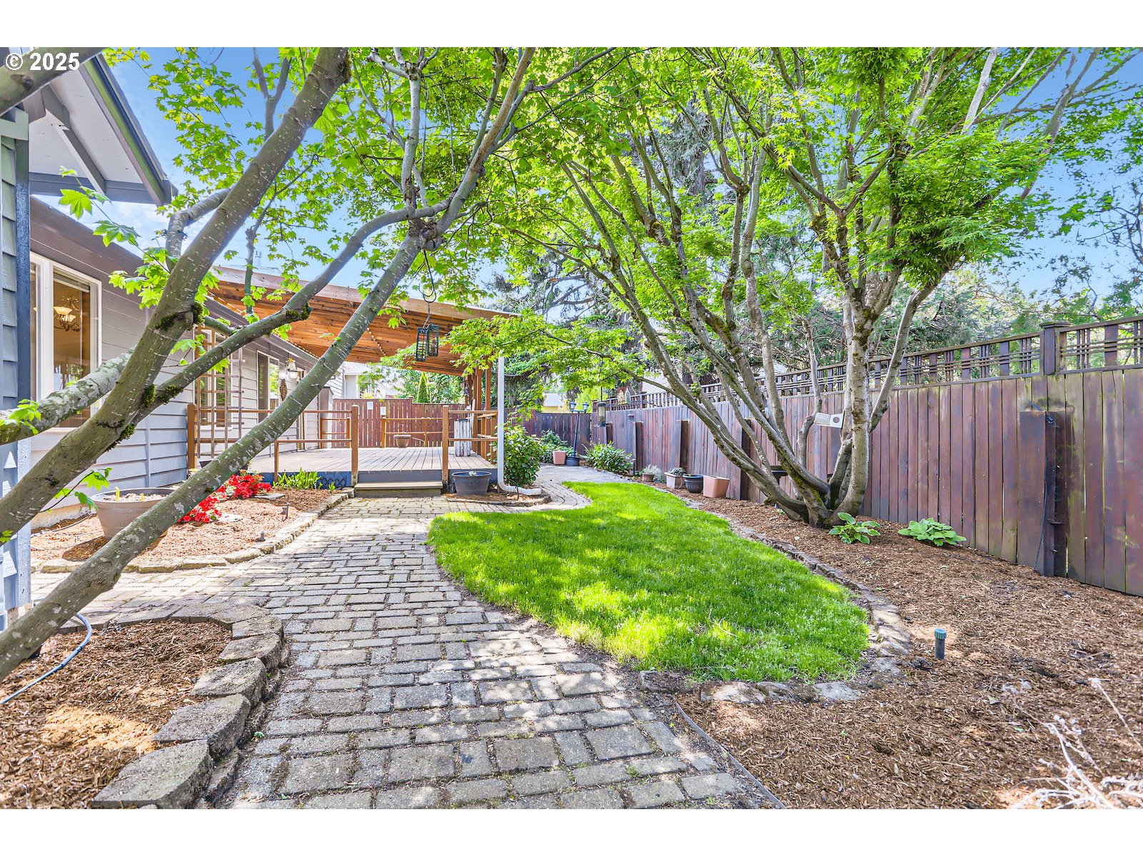 257 Southwest Nancy Circle Gresham, OR 97030 - Photo 27 of 36