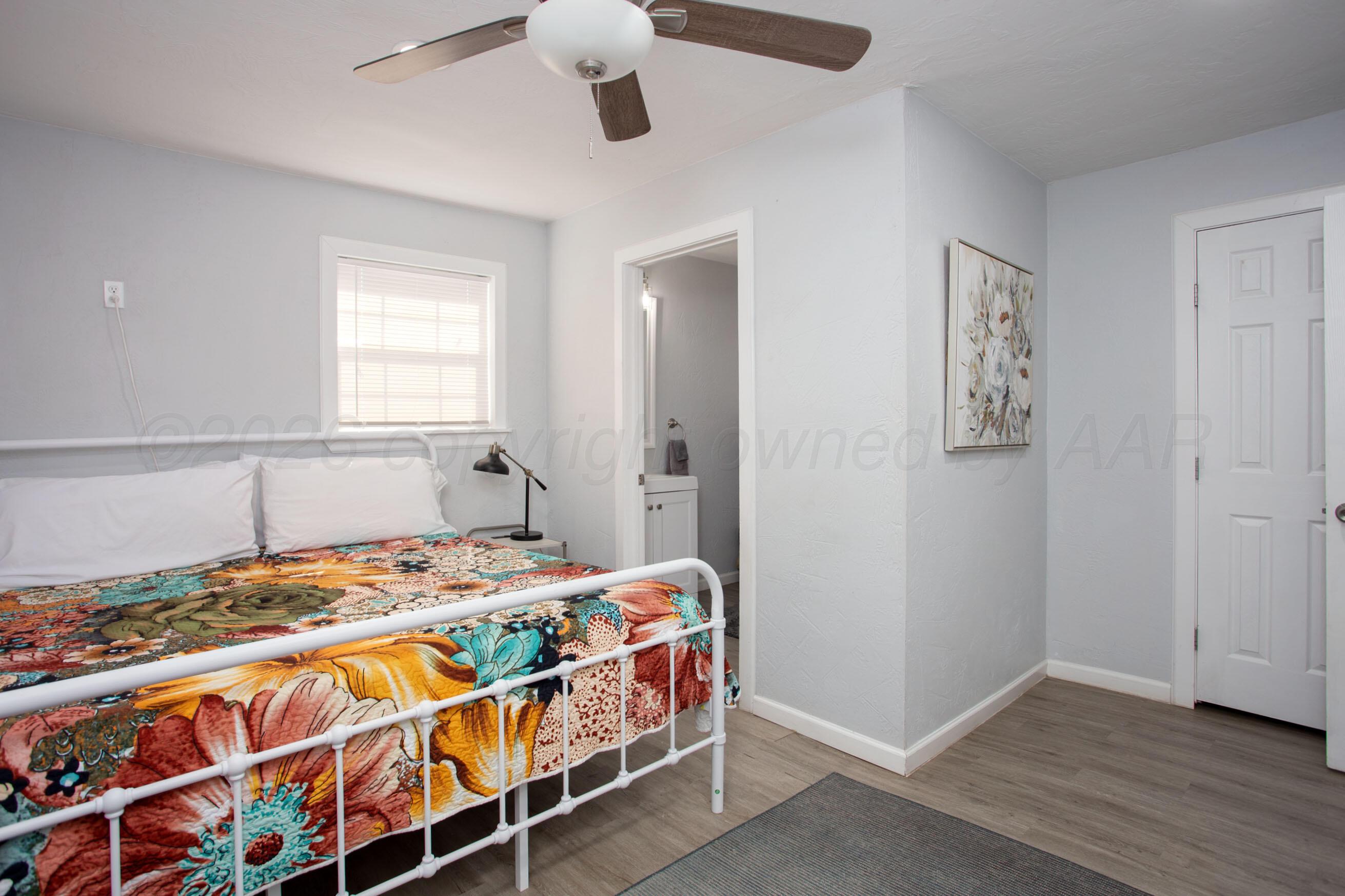 1409 West Interstate Highway 40 Amarillo, TX 79109 - Photo 22 of 28 Primary Bedroom