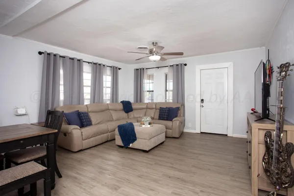 $195,000 | 1409 West Interstate Highway 40, Amarillo, TX 79109