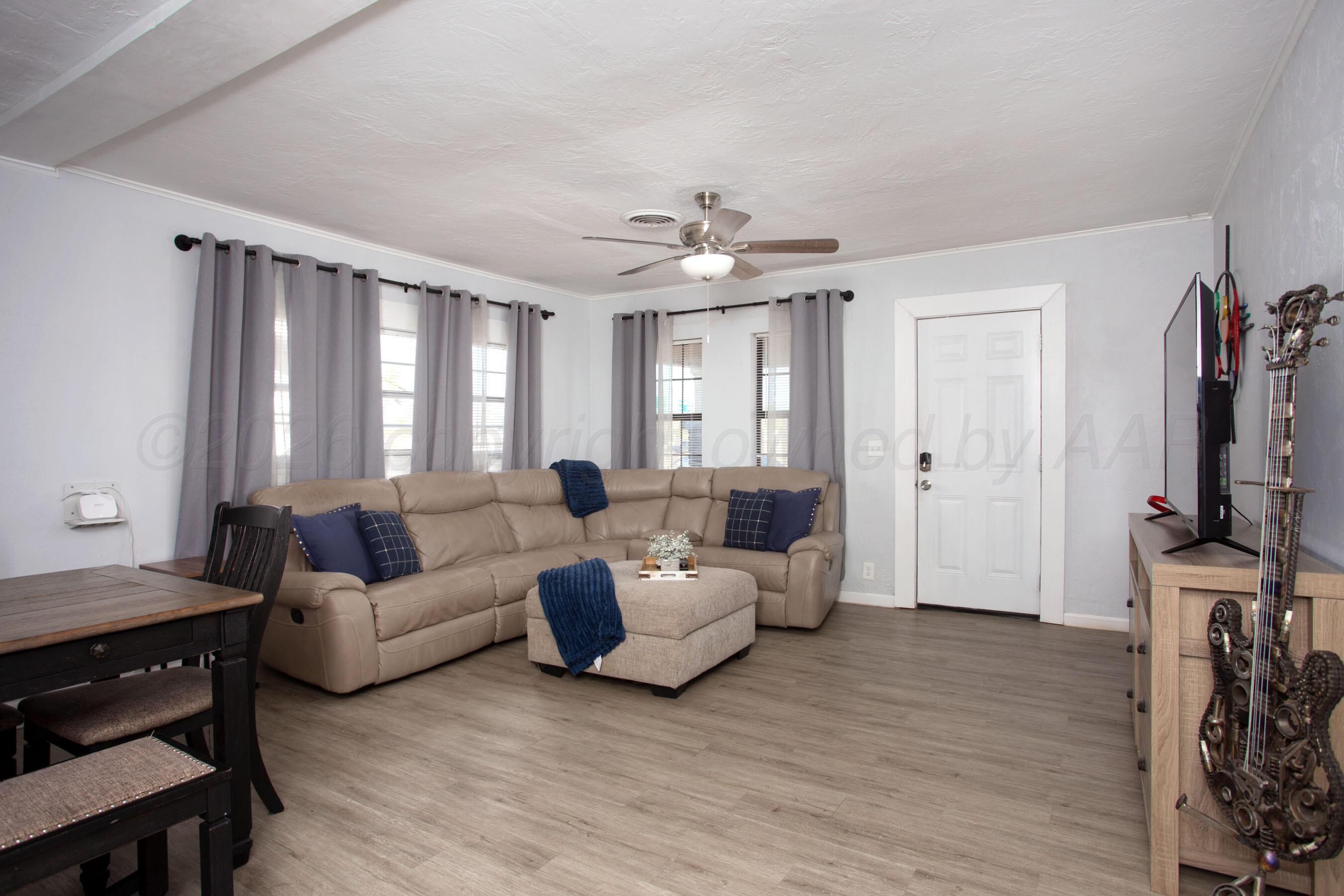 1409 West Interstate Highway 40 Amarillo, TX 79109 - Photo 3 of 28 Living Area