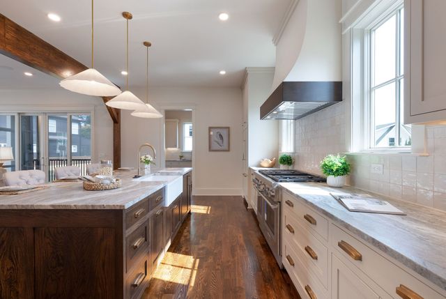 $1,994,900 | 3601 Nebraska Avenue, Nashville, TN 37209