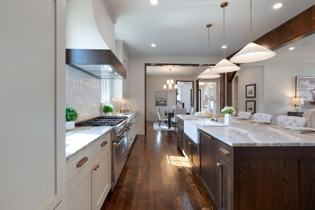 $1,994,900 | 3601 Nebraska Avenue, Nashville, TN 37209