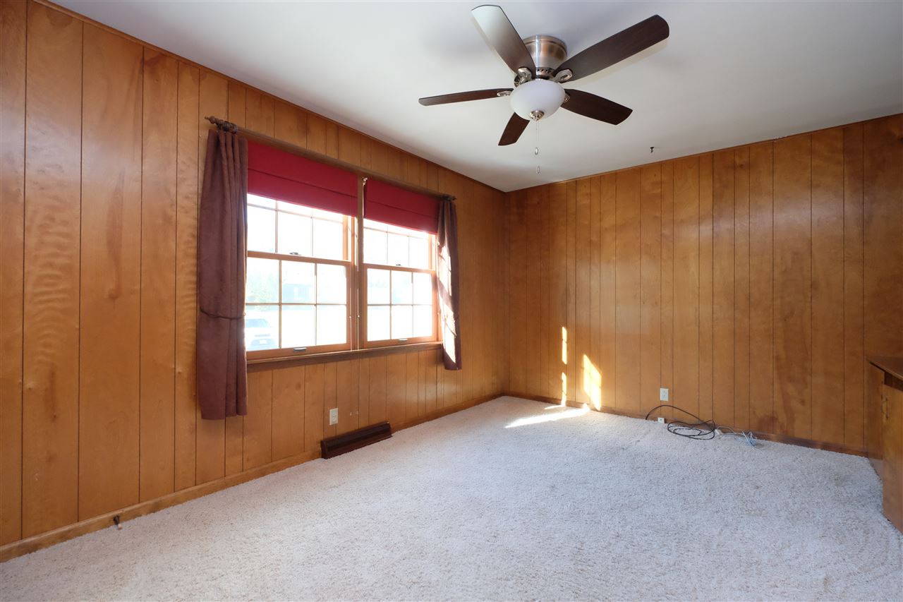 1009 Kingsbury Road Washington, IL 61571 - Photo 13 of 36 Gallery Image 13