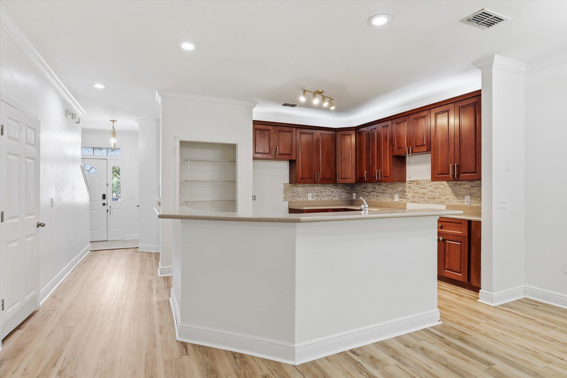 1575 Paul Russell Road, Unit 2302 Tallahassee, FL 32301 - Photo 17 of 52 Gallery Image 17