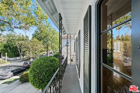 $2,495,000 | 361 North Mansfield Avenue, Los Angeles, CA 90036