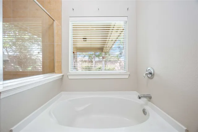 $306,000 | 10015 Lynnwood Drive, Baytown, TX 77521